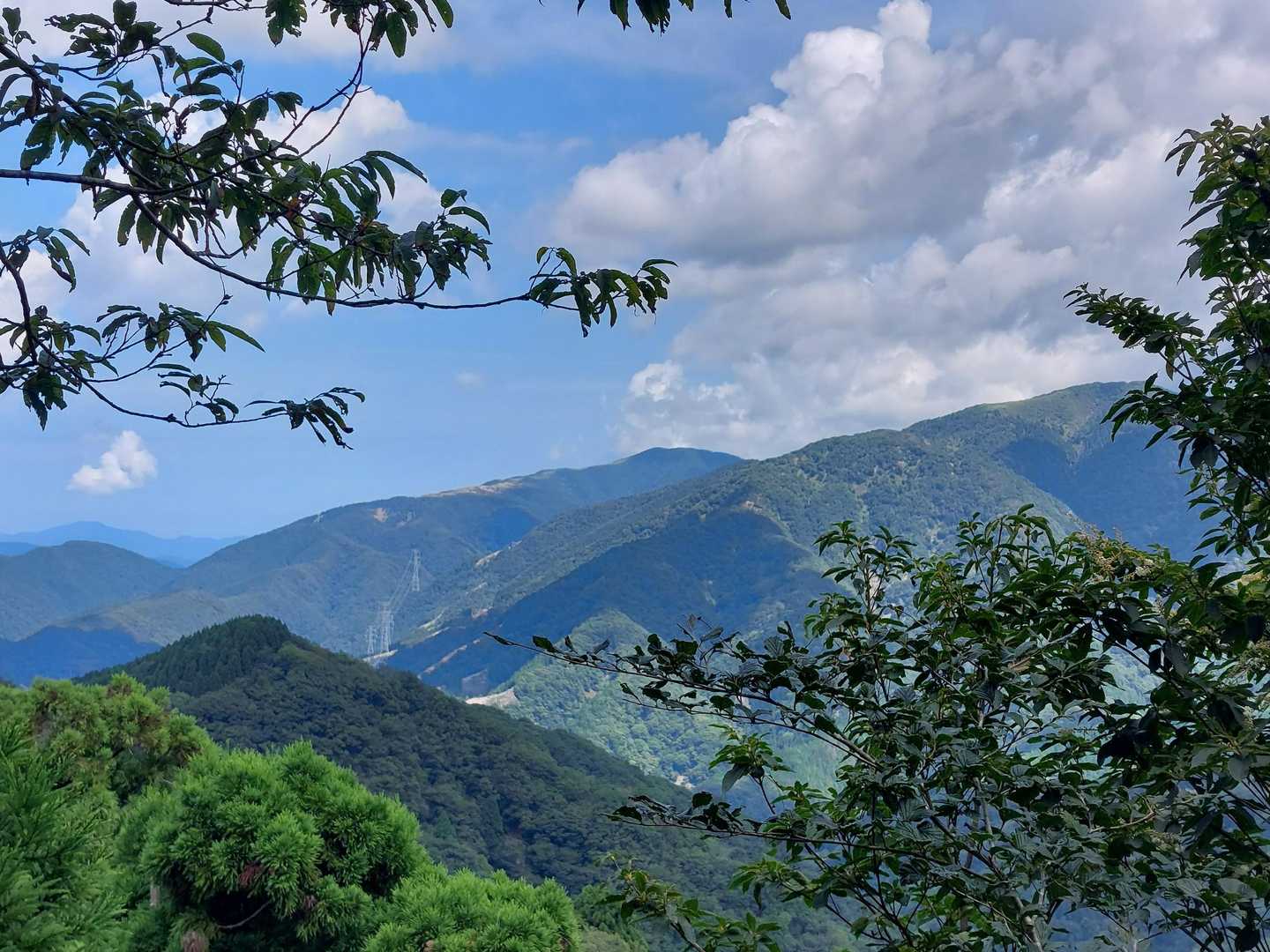 三十三間山方面