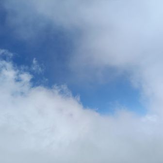 少しの晴れ間