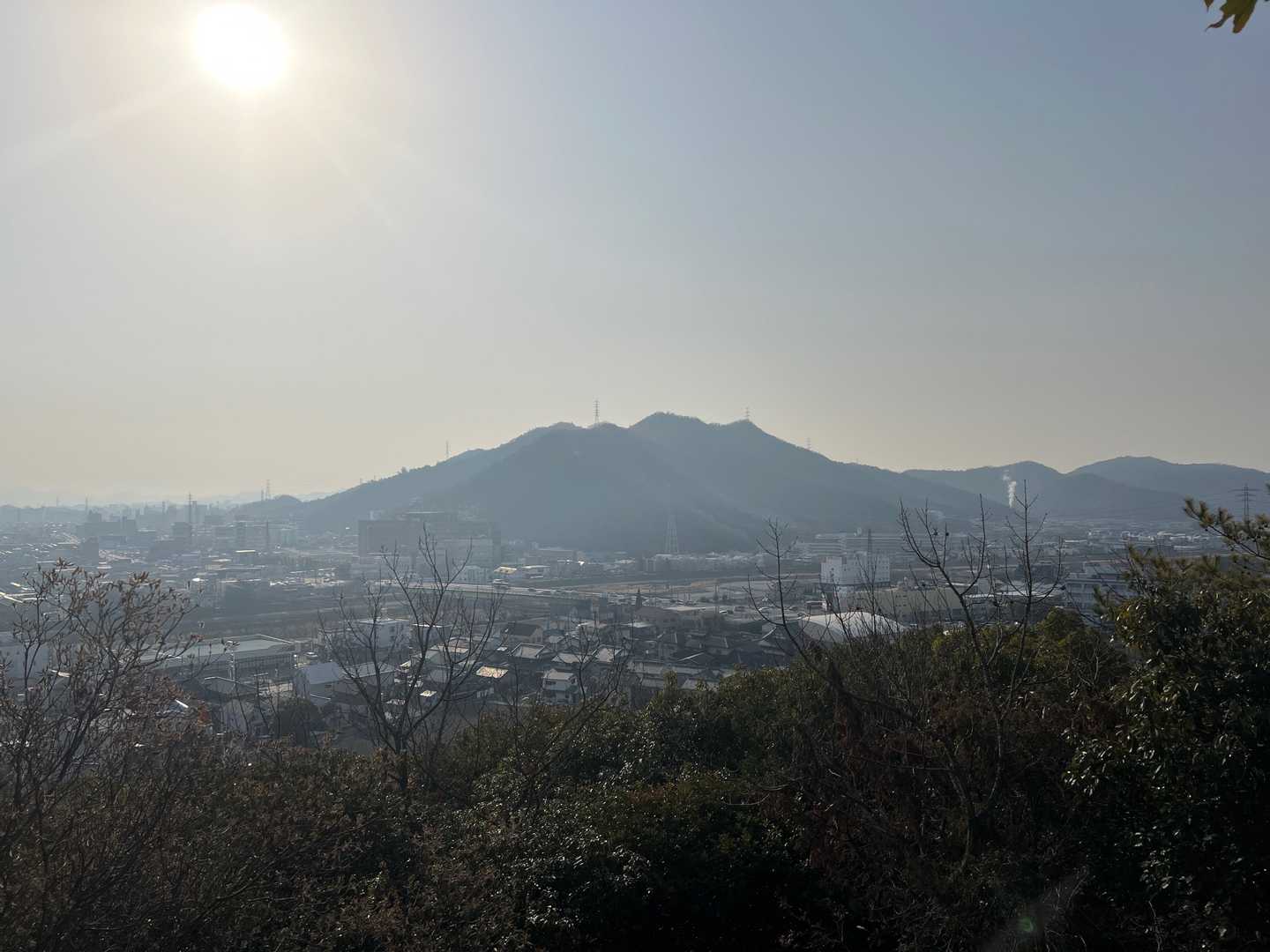 １月に登った山々をパチリ📸
（籾取山とか鬢櫛山かな❓🐷❓）