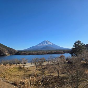 精進湖まで戻ってきました。今日もがんばりました