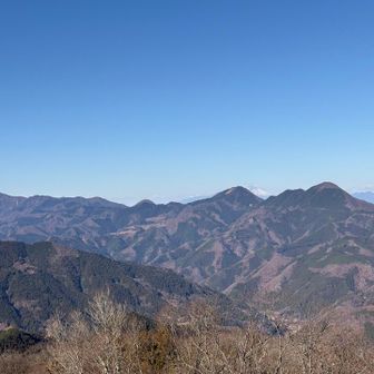 奥にひょっこり浅間山