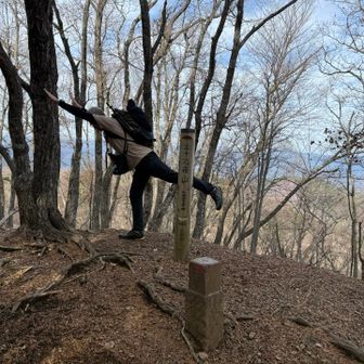 イの字のポーズ②