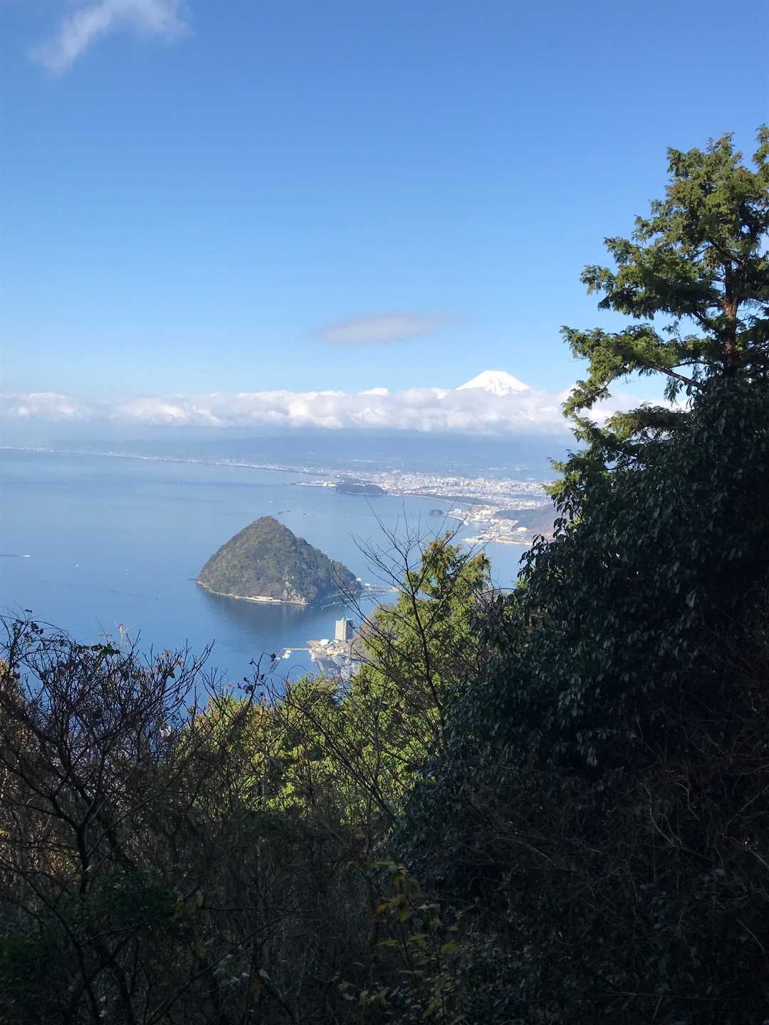 帰りは、展望台で富士山が見えました