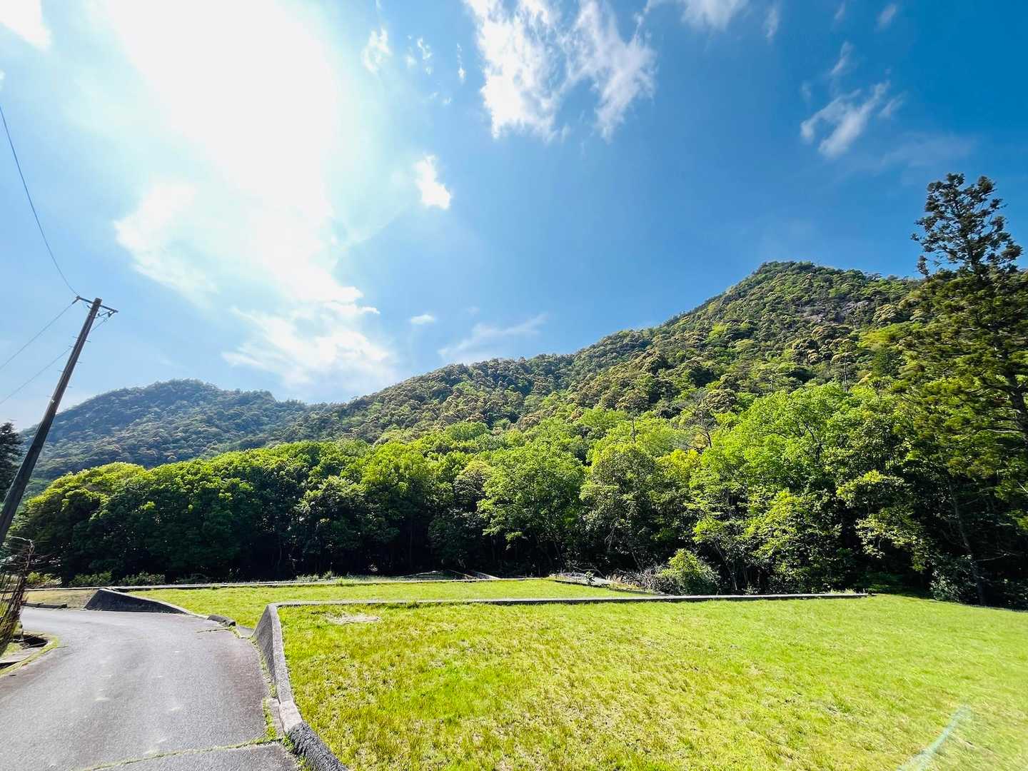 怖かったけど楽しかった
最後に沢に飛び込みたいけど着替えないからやめた