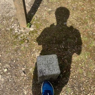 お決まりポーズ影付き