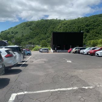 ビジターセンター駐車場に到着！