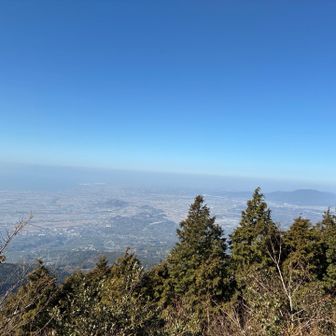 平野部　霞は黄砂の影響？