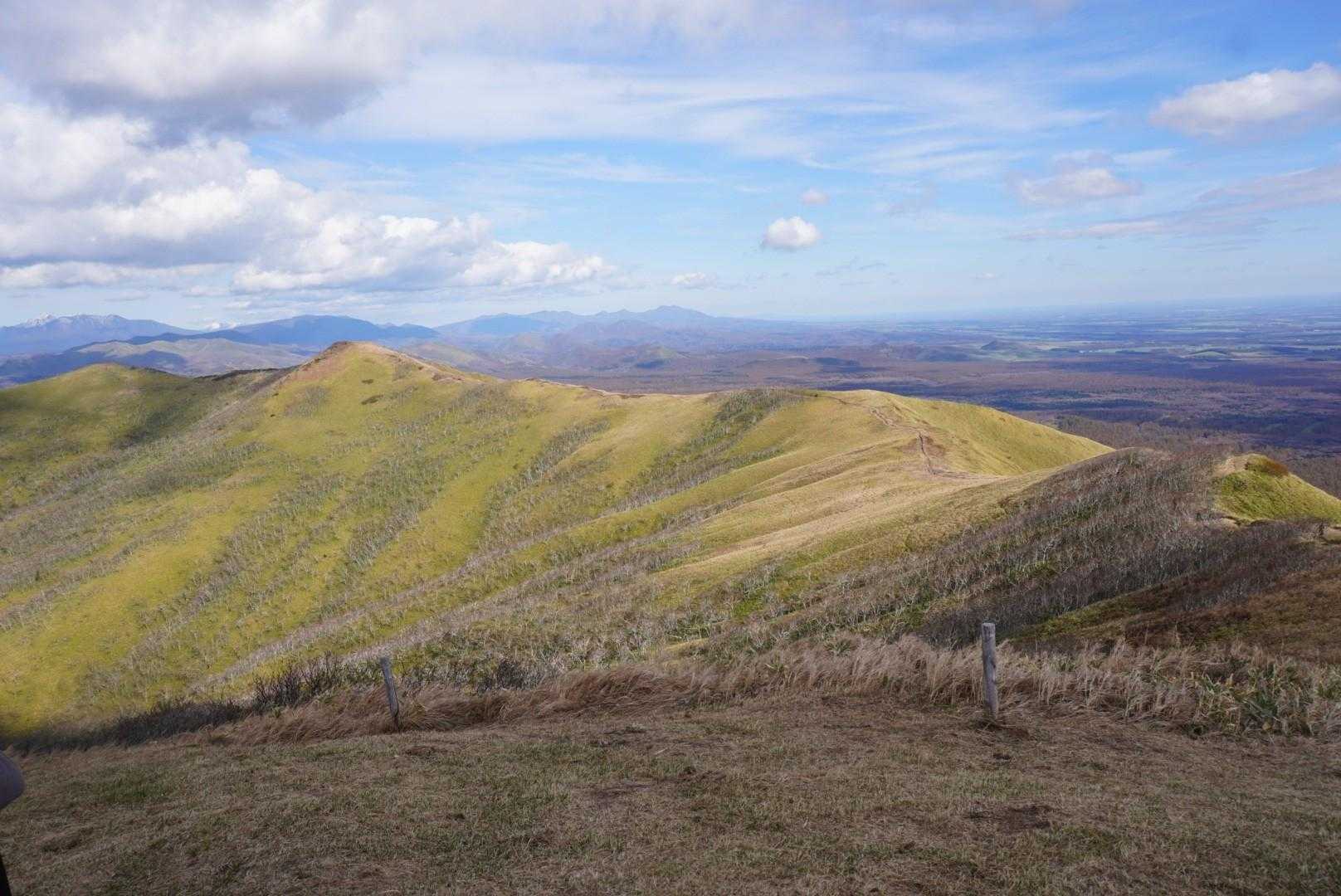 西別岳まで戻って
リスケ山への稜線
🍀😌🍀