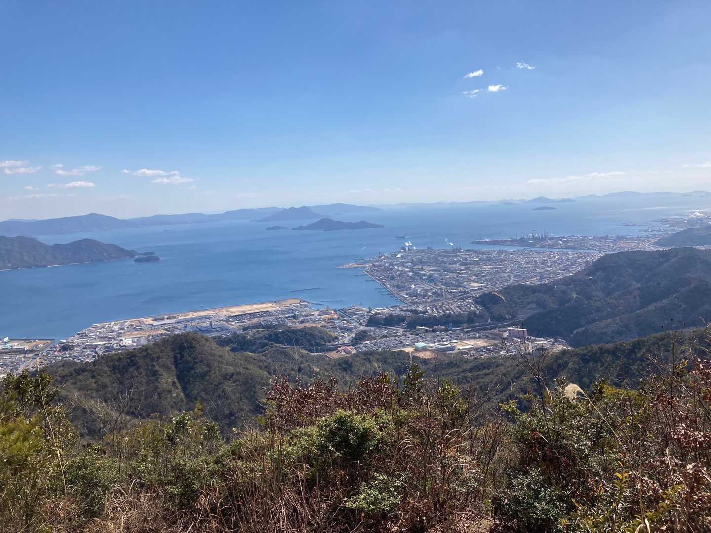 山頂ビューはここが一番かな？