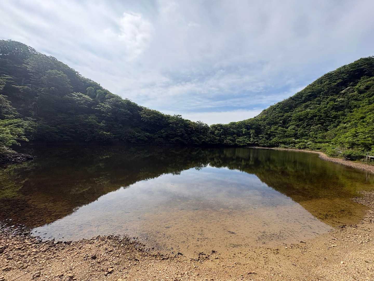 夜叉ヶ池登山口-岩谷のトチノキ-夜叉ヶ池-三周ヶ岳 往復コースの写真