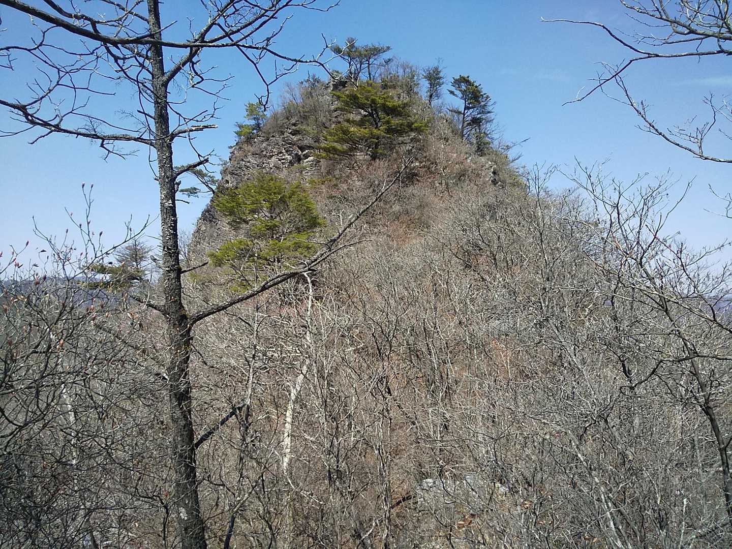 結構急なピークが続きます