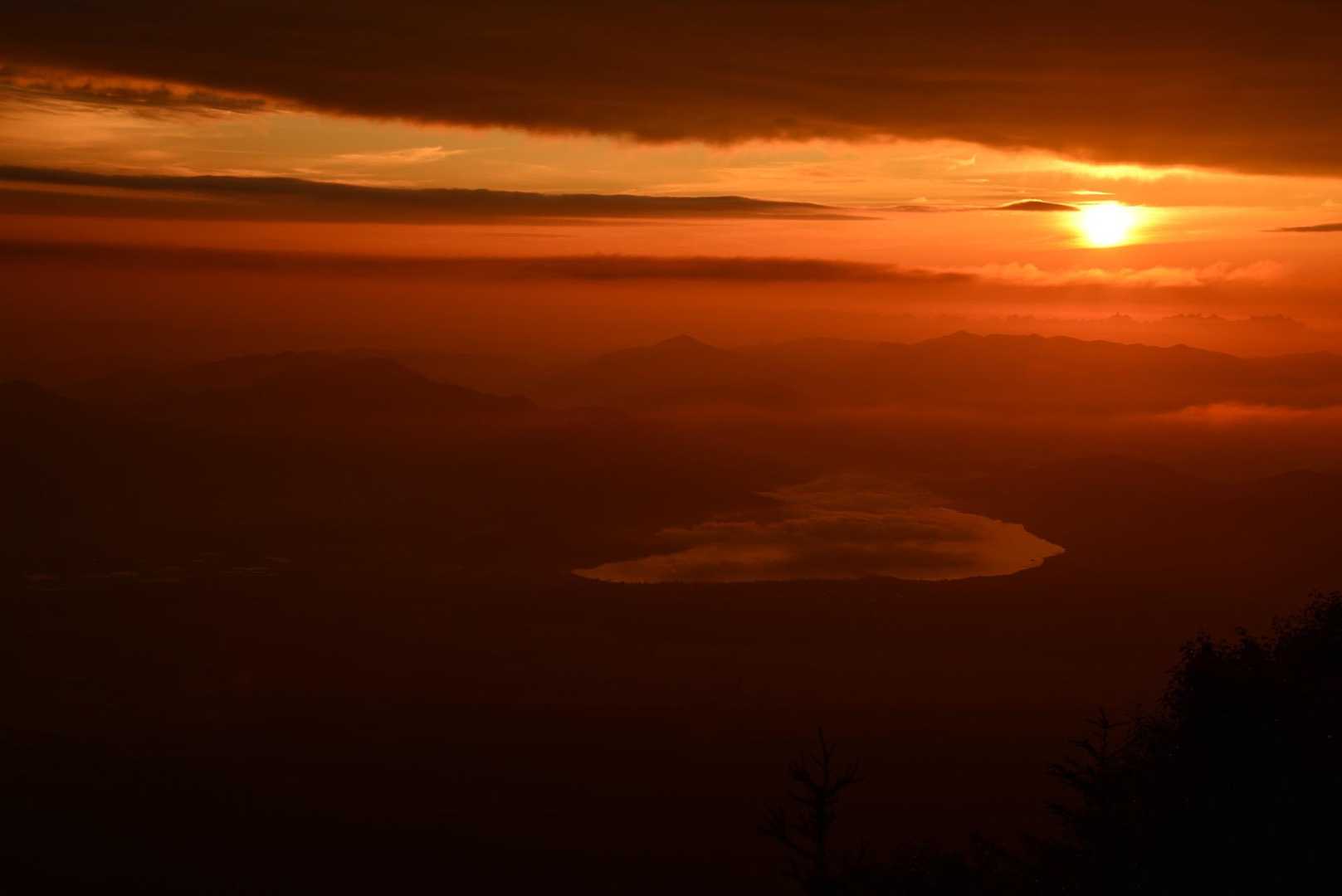 こちらも。燃えている🔥
