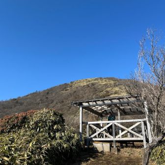 展望台と竜ヶ岳　
あそこまでもう少し❗️