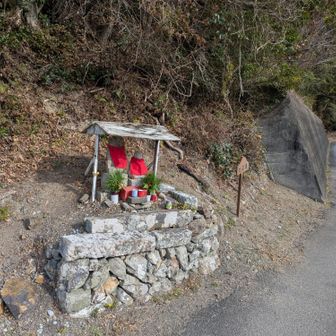 このくじ野川辻地蔵さんが慰めてくれました(´;ω;｀)