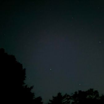 こっちも星いっぱい
夜明け近いんで白んでますが、、