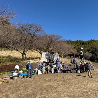 笛吹段公園で集う