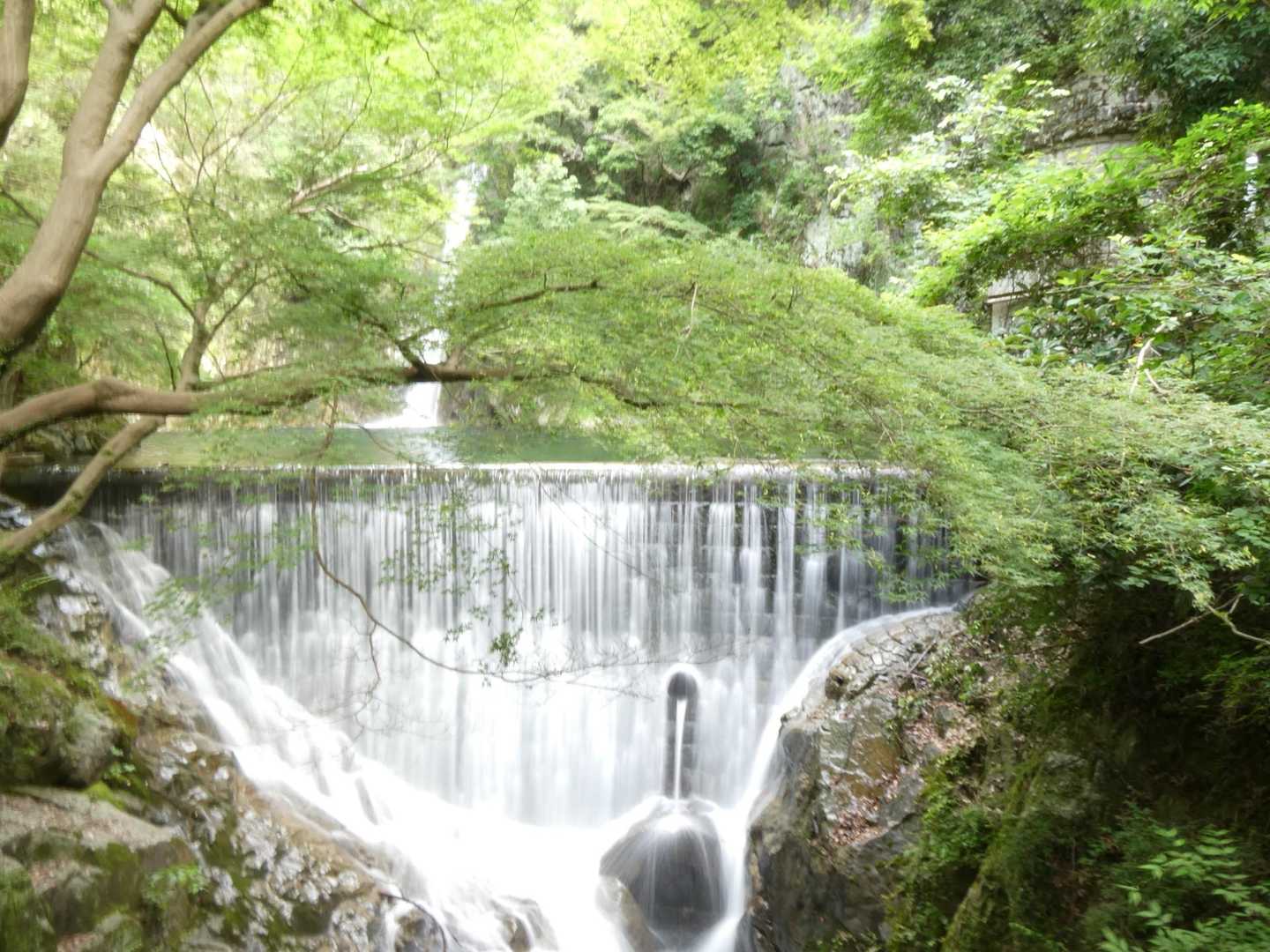 布引の雌滝
涼しい~♪