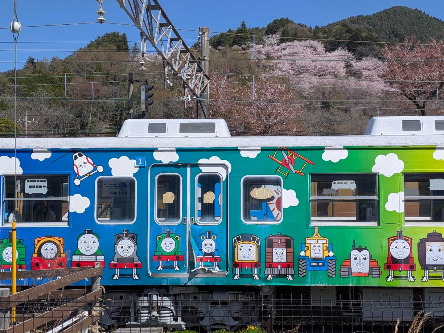 下吉田駅-新倉富⼠浅間神社-新倉山-霜山-天上山-富士見台 縦走コースの写真