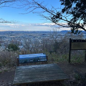 吾妻山　江ノ島や三浦半島がみえます