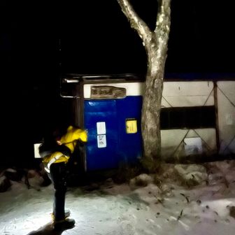 4時起床
朝ごはん食べて、5時出発です