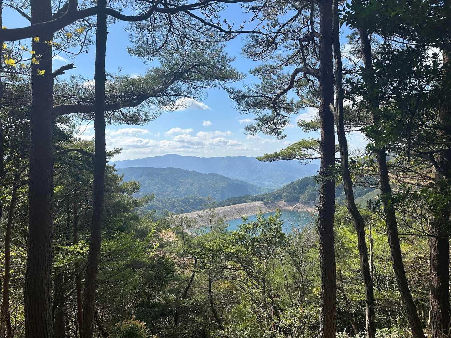 堂床山-西冠山-冠山-可部峠-小掛山-中倉峠 周回コースの写真
