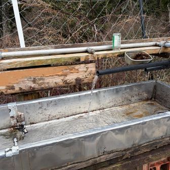 雲取山荘、さわやか水復活！山小屋の方いわく、先週から出てきましたよとの事。