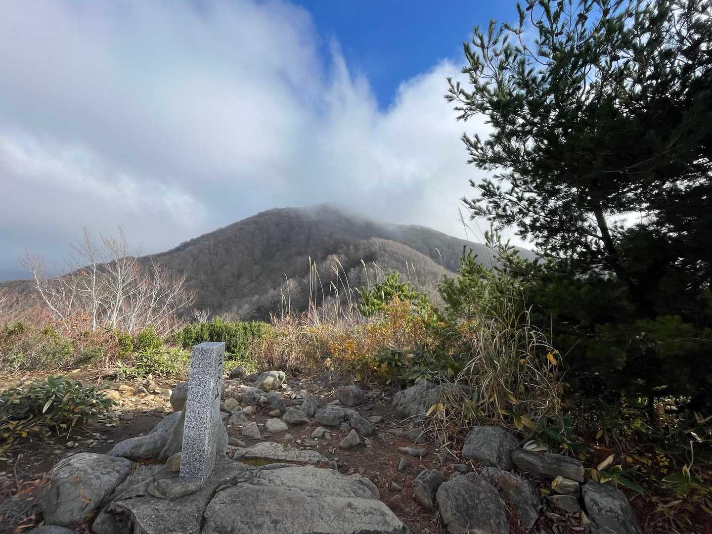 北面白山登山入口-三沢山-面白山 往復コースの写真