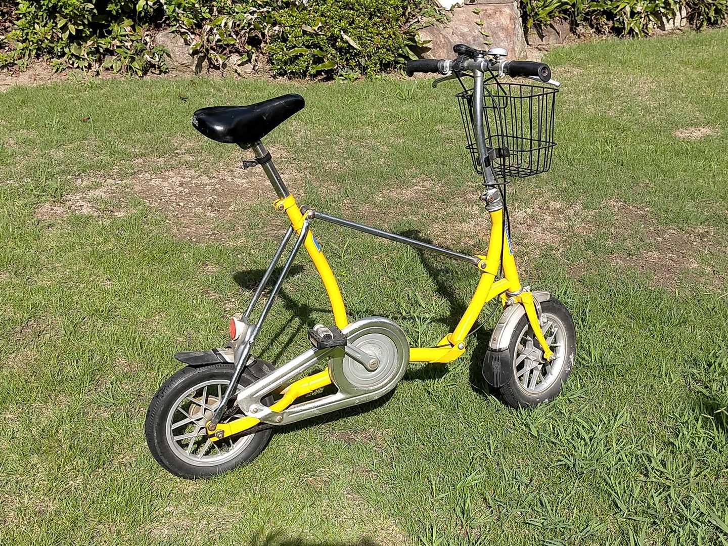 40年前の自転車を活用？ タカノさんの影... / ちゃまさんさんの 