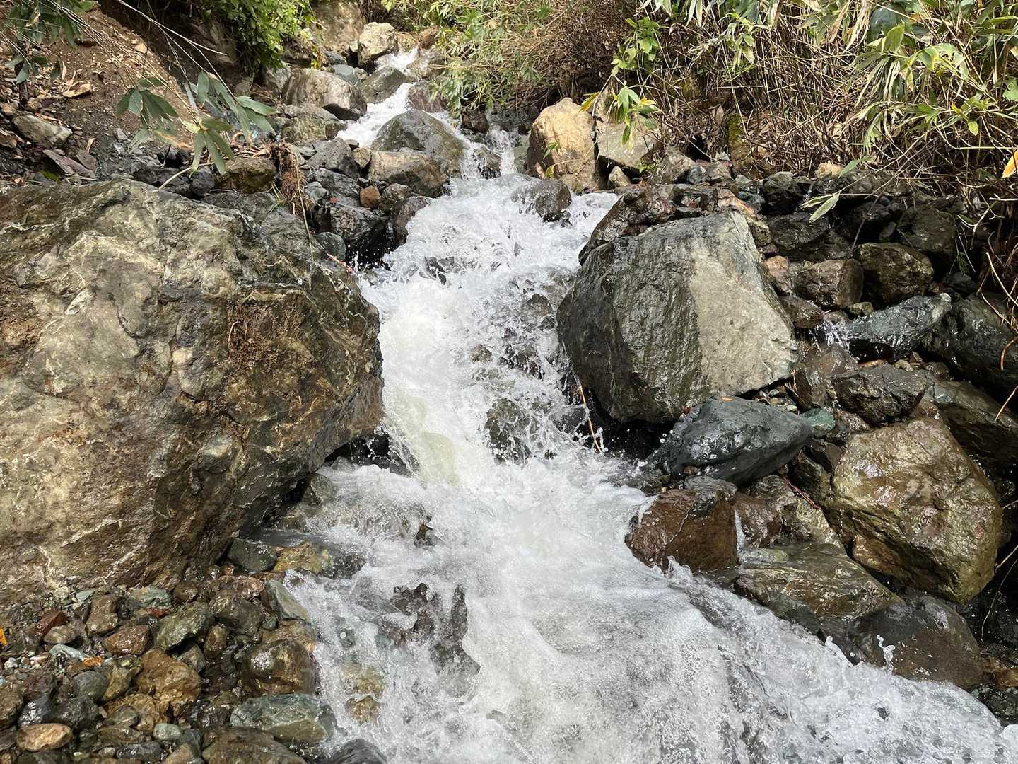 登路を悩みながら進みます。