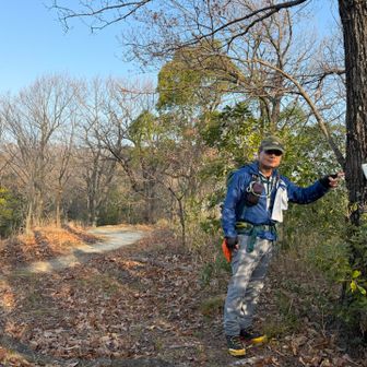 ⑤赤山はここらあたりだ
ここにもプレートがない　桜見台
