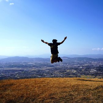 薬師の頭で跳ぶよ🎵