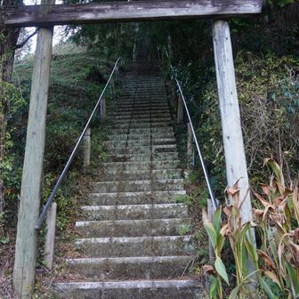 635段の階段登りスタート地点