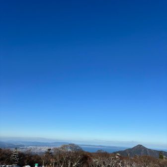 今日はよく澄んだ空気 山頂期待