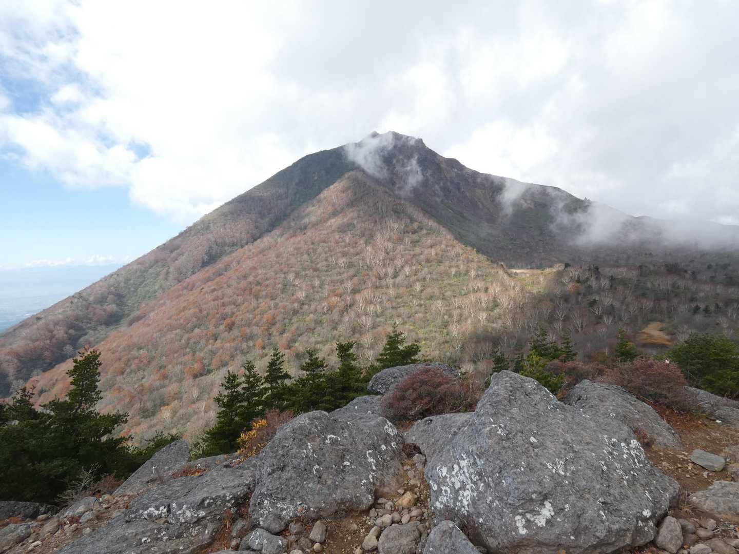 赤埴山山頂からの磐梯山