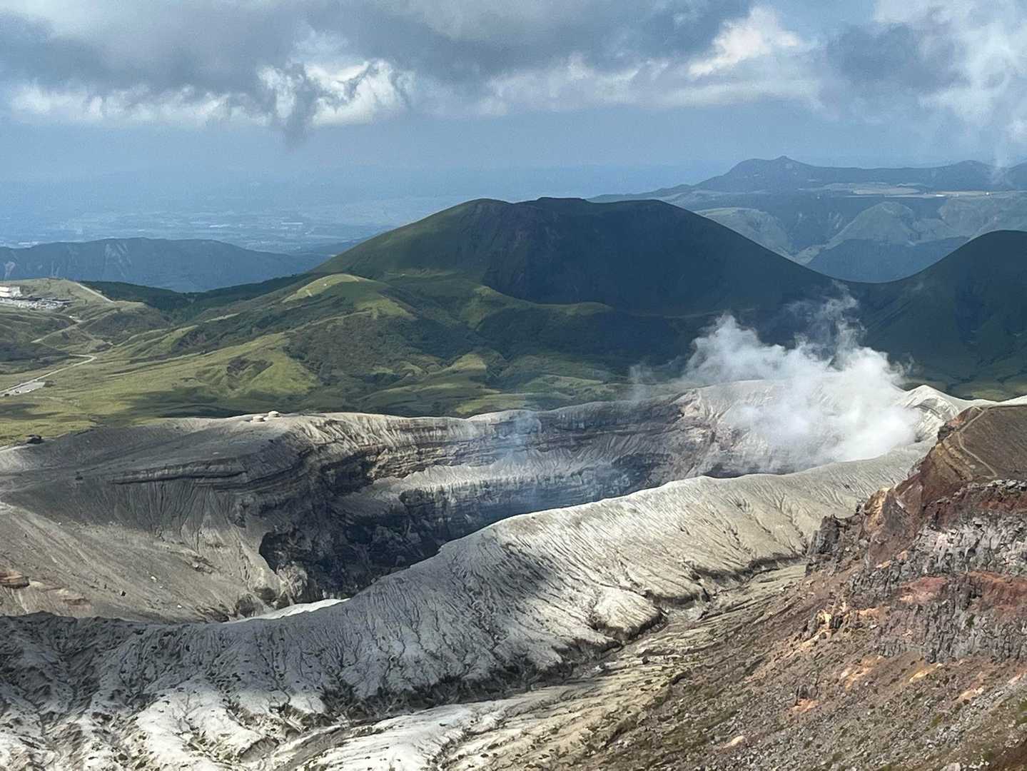 今日はそんなに水蒸気もくもくではない