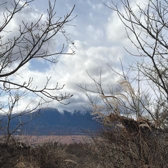 富士山🗻が真正面なのに、さっきより雲☁️に隠れてる🥲