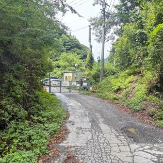 そして芝沢ゲートに無事下山
キツさのイメージばかりが先行してますが、小屋の賑やかさなど良いところも沢山ある素敵な光岳でした