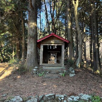 軍刀利神社
御祭神は日本武尊
