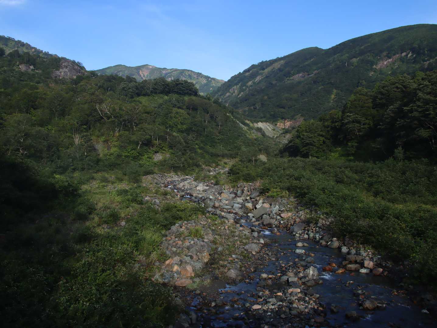 朝日岳見えた
あそこまで行けるんだね