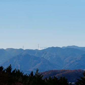 ﾚﾝｽﾞを戻して富士山🗻
これだけ天気が良いと山のチョイスが悪かったということですね⤵
ちゃんと富士山が望める山を選定すべきでした