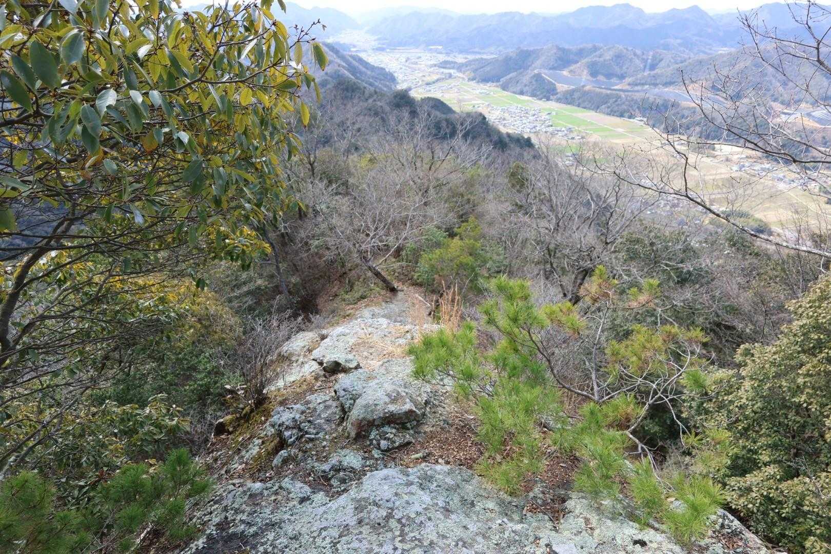 岩感と高度感が楽しい
