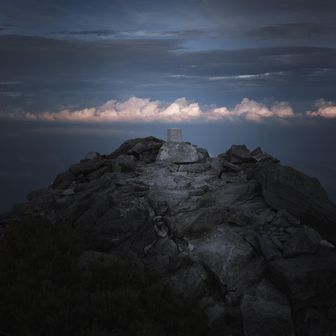 夜がやってくる