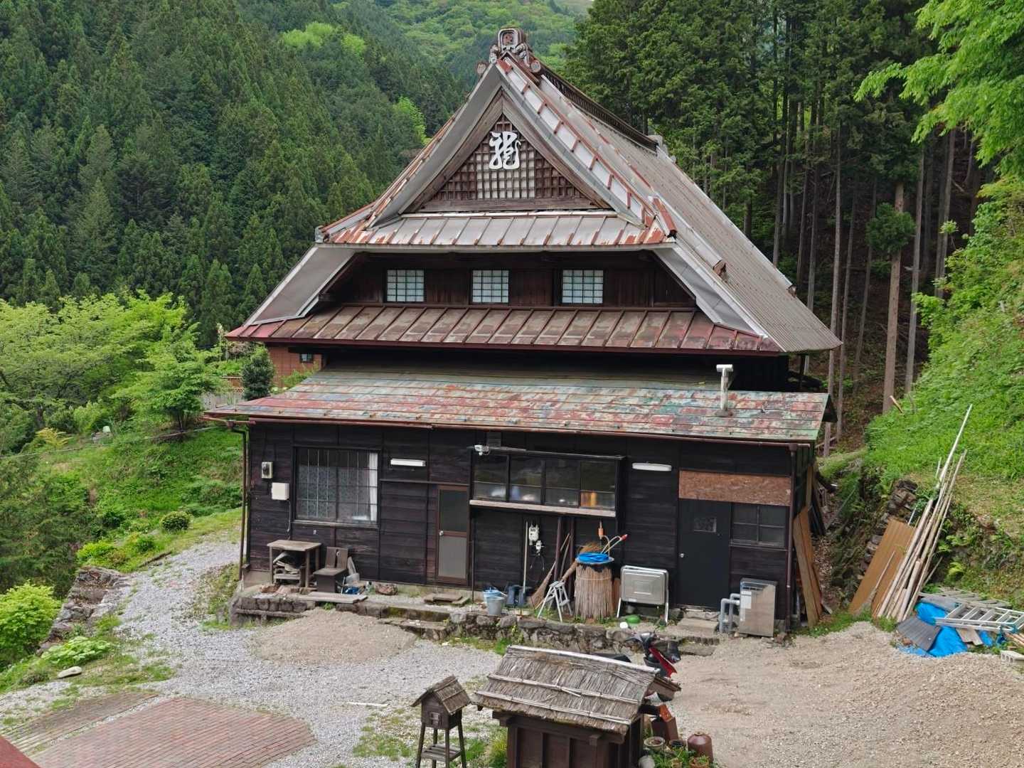 森林館-木材工芸センター-鞘口峠-見晴らし小屋-三頭山-三 縦走コースの写真