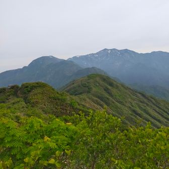 別山への稜線
