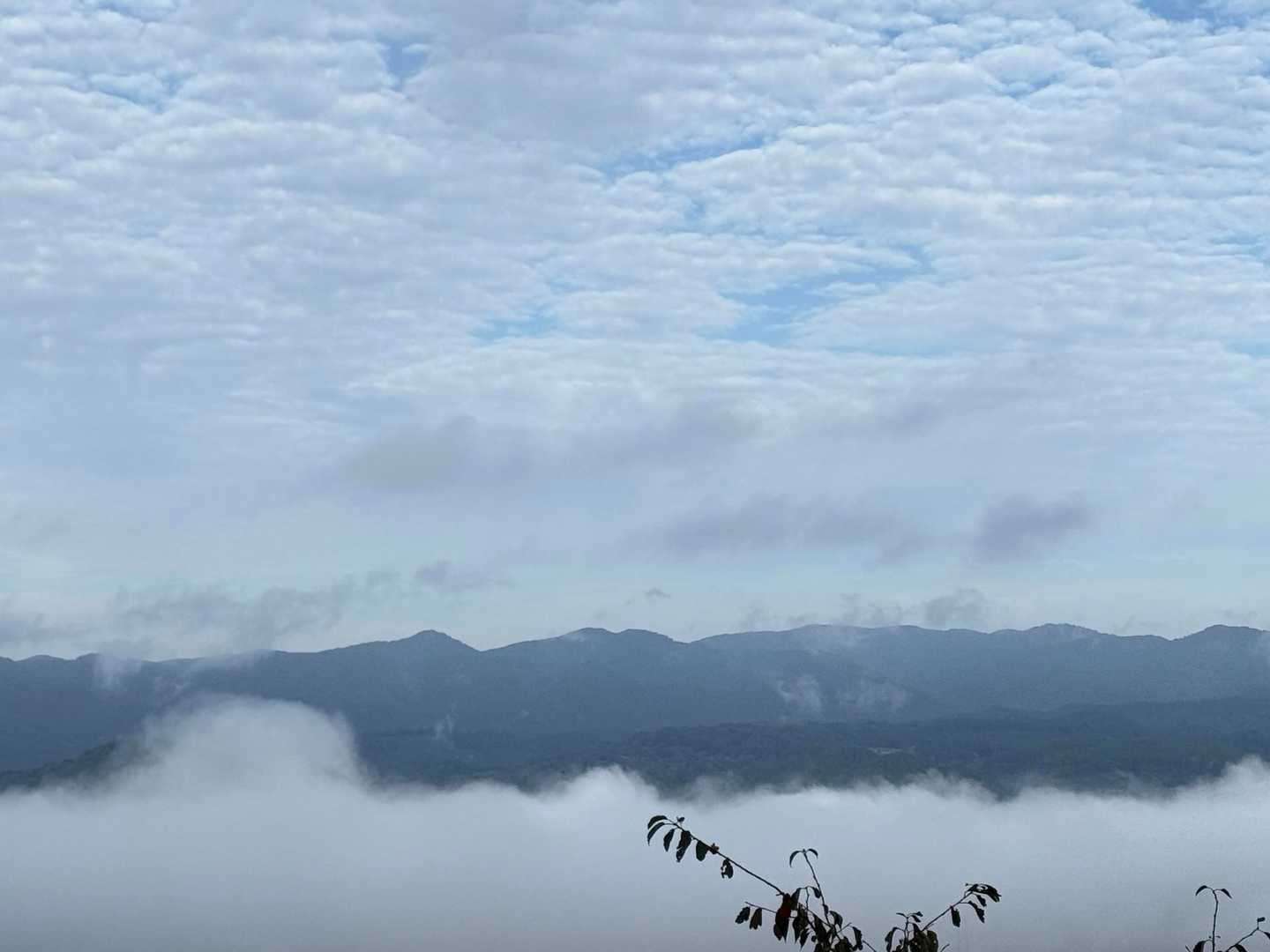 未踏の山々、、神室連邦？？