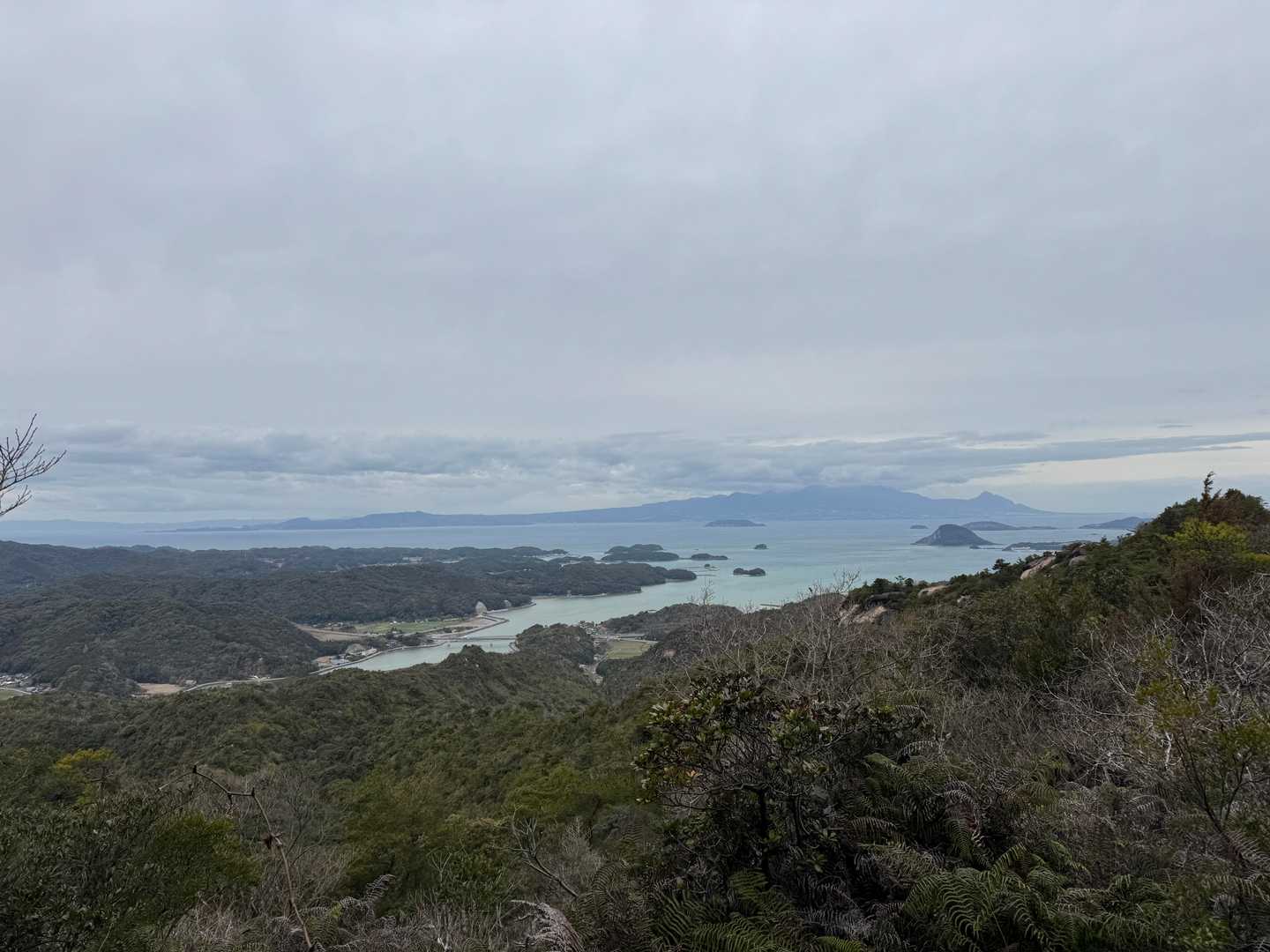 登山途中は海が見える！