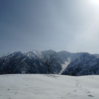 毛勝三山
毛勝山、釜谷山、猫又山