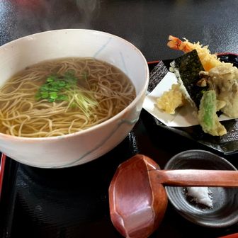 天ぷら蕎麦
美味しく頂きましたあ😁