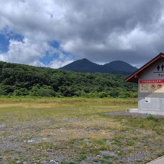 駐車場。トイレがとてもキレイ。