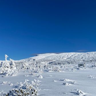 あっちは熊野岳